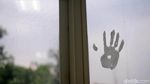 Dedikasi Dunia Lukis Kak Toto untuk Anak Berkebutuhan Khusus
