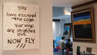 Kak Toto mengajar Lukis sejak tahun 2001 di Hadiprana Art Centre. Ia memiliki banyak murid yang diajarnya, namun sebagian besar ada murid-muridnya Anak Berkebutuhan Khusus (ABK).