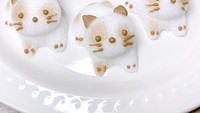 Gula lucu ini diberi nama Kawaii Sugar. Cocok sekali disajikan saat menyuguhkan teh atau kopi untuk tamu yang berkunjung. Foto: dok. Grapee