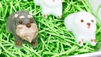 Bentuk lucu lainnya yaitu anjing yang menggemaskan. Gula berbentuk anjing cocok sekali dijadikan hadiah untuk teman karena keunikannya. Foto: dok. Grapee