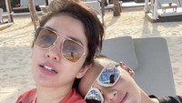 Memiliki belasan juta followers di Instagram, Ussy dan Andhika kerap mengunggah momen romantis hingga aktivitas seru mereka di Instagram. Foto: nstagram