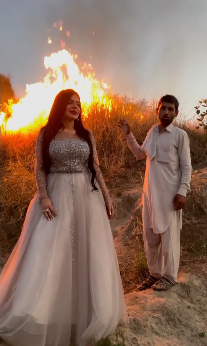 Humaira Asghar, TikToker dihujat karena bakar hutan demi konten media sosial.