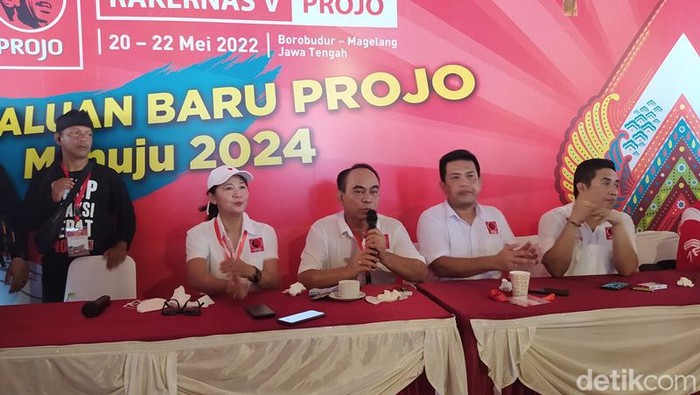 Ketua Umum Projo Budi Arie Setiadi saat jumpa pers usai Rakernas V Projo yang dibuka Jokowi, Sabtu (21/5/2022).