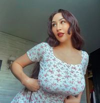 Foto: Model Gagal Jadi Guru karena Berdada 30 HH, Berujung Jual Konten