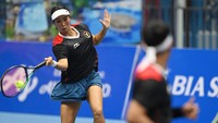 Pertandingan berlangsung sengit di set ketiga. Namun Aldila/Christo mampu mengatasi hingga memastikan kemenangan untuk Indonesia dengan 10-5.