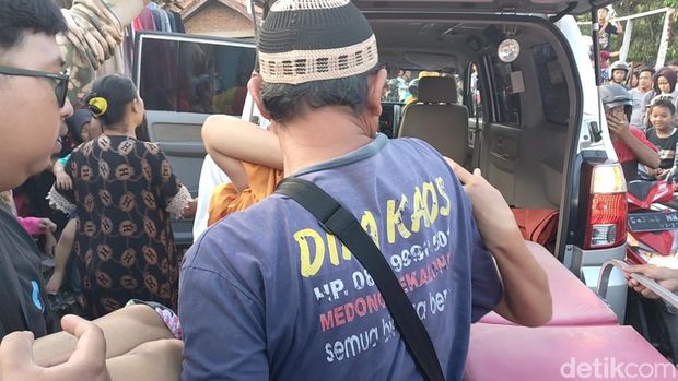 Pencarian ABG hilang di sungai Kota Pekalongan, Sabtu (21/5/2022)