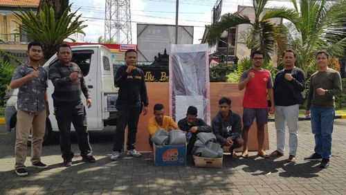 Polsek Mengwi tangkap tiga pelaku pembobolan toko bangunan di kawasan Banjar Cica, Abianbase, Mengwi, Badung.