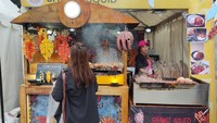 Kuliner Cumi-Gurita Bakar Laris di Allo Bank Festival, Berani Makan?