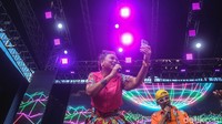 Tercatat ada 10 lagu yang dimainkan Project Pop.