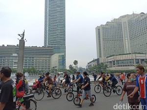 PKL Boleh Dagang di Luar Arena CFD Jakarta Akhir Pekan Ini