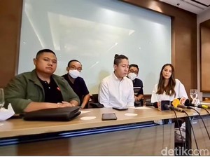 Mantan Suami Ngaku Selalu Izin ke Wanda Hamidah untuk Urusan Anak