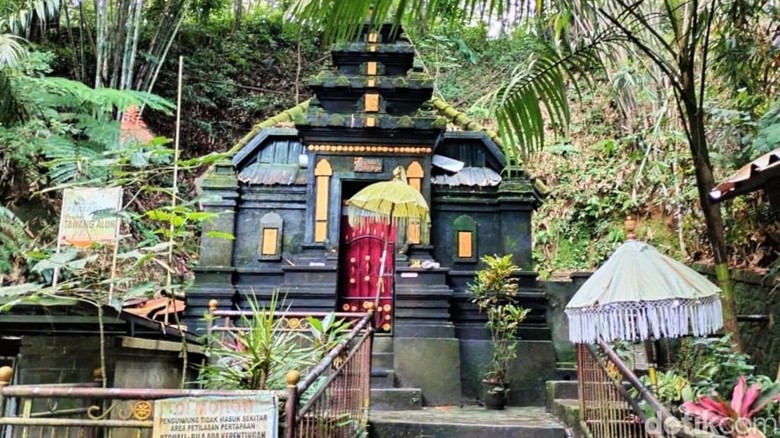 Desa Bayu Banyuwangi Kades Bayu, Sugito menyebut, lokasi KKN Desa Penari berada di kawasan Rowo Bayu Banyuwangi. Apa buktinya?