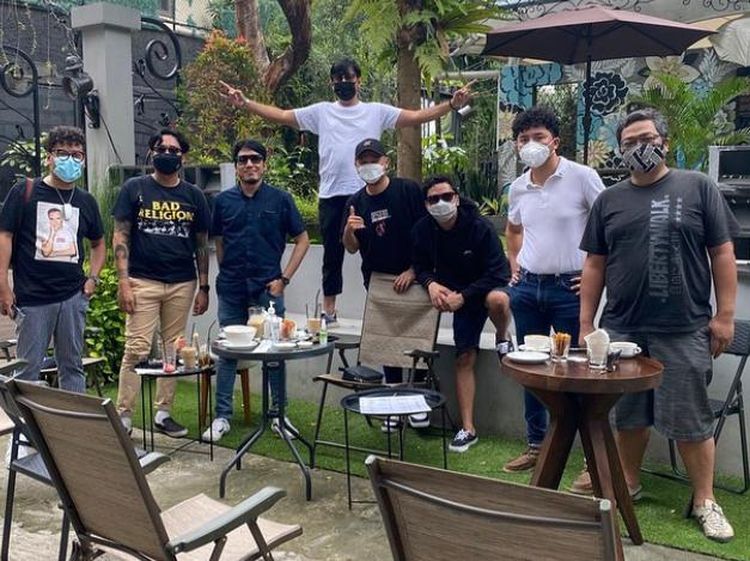 Gaya Kece Gofar Hilman, Penyiar Baru Prambors yang Hobi Hangout