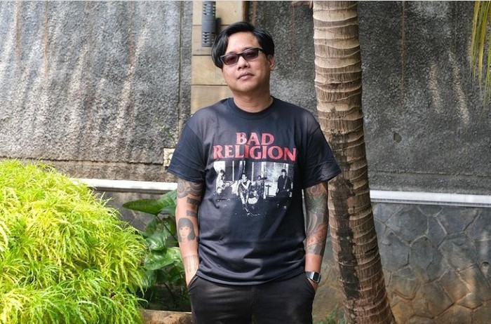 Galeri Gofar Hilman Gaya Kece Gofar Hilman, Penyiar Baru Prambors yang Hobi Hangout