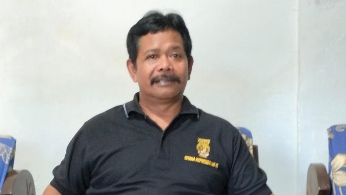 Kades Bayu, Kecamatan Songgon, Banyuwangi, Sugito