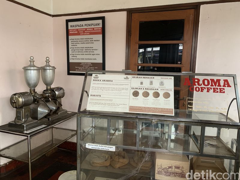 Kopi Aroma.
