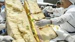 Duh! 10 Makanan Jumbo Ini Bentuknya Tak Karuan