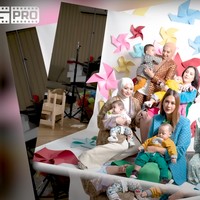 Nagita, Nathalie, Paula, Zaskia, dan Lesti memang melahirkan di waktu yang berdekatan, pada tahun 2021. Bagaimana menurutmu penampilan para ibu dan bayi sultan ini? Foto: YouTube/Sule Production