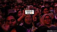 Sudah saatnya RAN menutup penampilan mereka pada malam itu. Untuk menutup penampilan mereka, RAN membawakan Pandangan pertama sebagai aksi penampilan pemungkas mereka di Special Show Allo Bank Festival 2022.