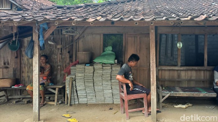 Rumah salah satu warga pengidap kretin di Lemahbang, Wonogiri.