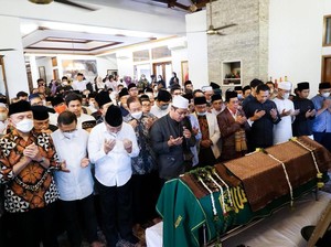 Eks Menperin Saleh Husin Kenang Fahmi Idris: Semangatnya Perlu Dicontoh