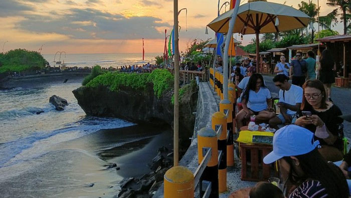 Suasana Pantai Cemagi, Minggu (22/05/2022)