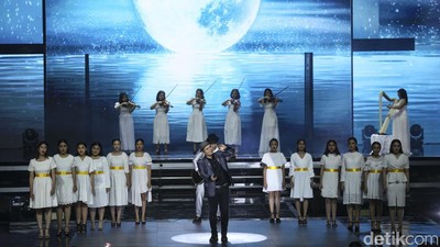 Terbuai Aksi Padi Reborn di Allo Bank Festival