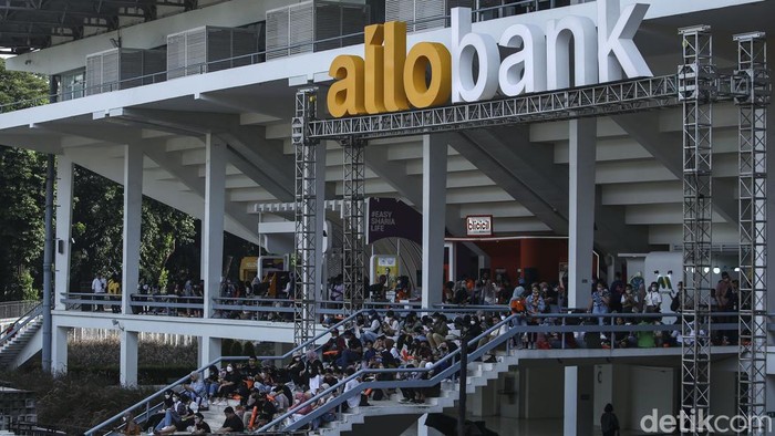 Tuntas! ReVeluv Puas Saksikan Red Velvet di Allo Bank Festival 2022 Penantian Reveluv terbayar tuntas usai menonton penampilan Redvelvet di Allo Bank Festival 2022, Istora Senayan, Jakarta, Sabtu (21/5/2022).