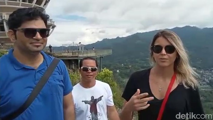 Wisatawan mancanegara yang mulai mengunjungi Tana Toraja, Sulsel. (Adi/detikSulsel)