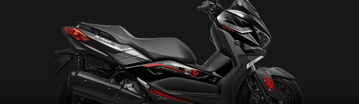 Yamaha Xmax Edisi Darth Vader