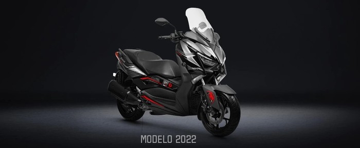 Yamaha Xmax Edisi Darth Vader