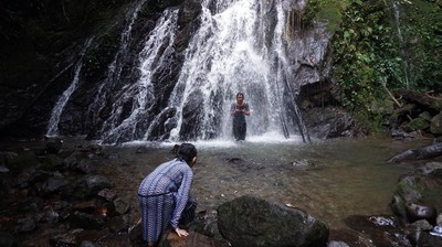 Ada di Sorong Papua, Tempat Wisata Ini Asyik Buat Main Air