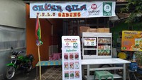 Menyajikan ceker yang lembut dengan sambal gila yang luar biasa, rasa menu Ceker Gila ini memang juara. Berlokasi di Jalan Cinta No.33, Pulo Gadung, harganya hanya dipatok Rp 14 ribu saja. Foto: Istimewa