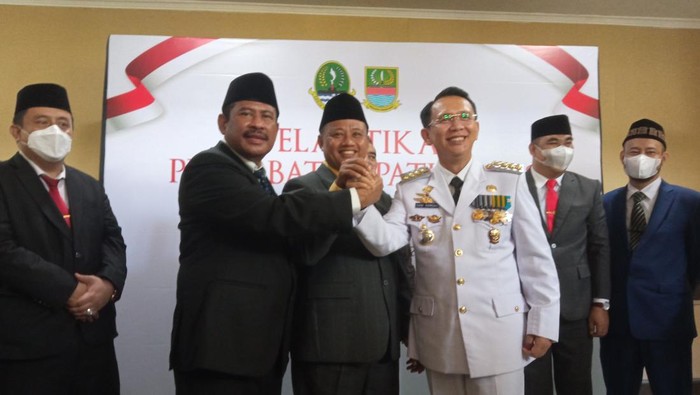Dani Ramdan dilantik sebagai Pj Bupati Bekasi (Fakhri/detikcom)