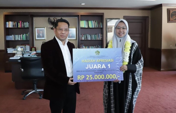 Dewi Yukha Nida Juara 1 MTQ di Rusia yang Dapat Rp 25 Juta dari Kemenag