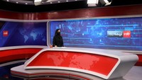 Seperti diketahui, Taliban memberlakukan kewajiban baru bagi para presenter wanita di Afghanistan. Mereka diwajibkan menutupi wajahnya saat melakukan siaran di televisi. 