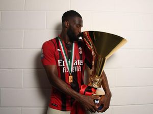 3 Legenda AC Milan yang Jadi Pak Guru buat Tomori