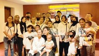 Tidak sia-sia, Bio One yang diet ekstrem demi memerankan sosok komedian legendaris Gepeng ini memiliki hasil luar biasa. Istri mendiang Gepeng bahkan menangis bangga melihat dirinya. Foto: Instagram/bojvoyej