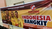 Parsindo didukung oleh Tommy Soeharto. Parsindo diketuai Jusuf Rizal, Presiden LSM Lumbung Informasi Rakyat (LIRA).