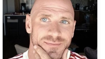 Mungkin ada harapan musim depan bagi MU di bawah arahan Ten Hag. Lihat baik-baik, sebenarnya ini bukan foto Ten Hag. Foto: Twitter