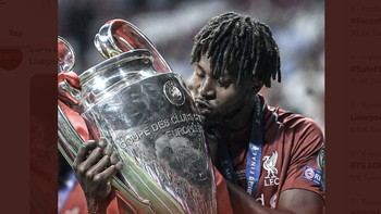 Dia akan selamanya legenda Liverpool, kaat Jurgen Klopp. Foto: Twitter