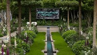 Tahun ini, tema yang diambil adalah Queens Platinum Jubilee dan juga ketenangan dan perhatian penuh melalui desain taman.