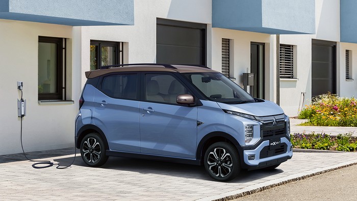 Mobil Listrik Mitsubishi Cuma Rp 200 Jutaan