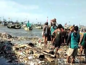 Satu ABK Kapal Nelayan Lamongan yang Tenggelam Ditemukan
