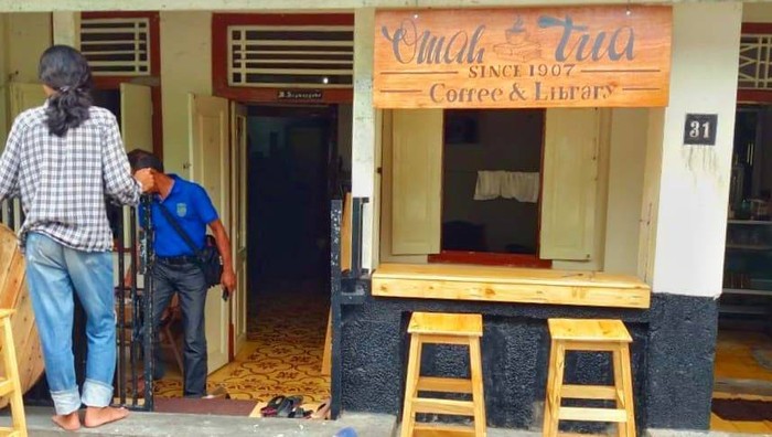 Omah Tua Coffee & Library