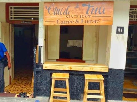 Omah Tua Coffee & Library