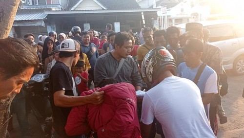 Pelaku LK ASN Dinas LHK Lombok Barat dibekuk saat transaksi sabu di Lombok Timur.