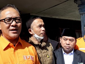 Tinjau Lokasi Longsor, Plt Bupati Bogor Singgung soal Izin Dirikan Bangunan