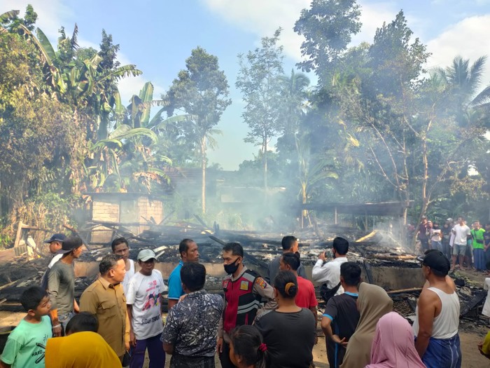 Rumah korban di Lombok Rata dengan akibat ludes terbakar si jago merah.