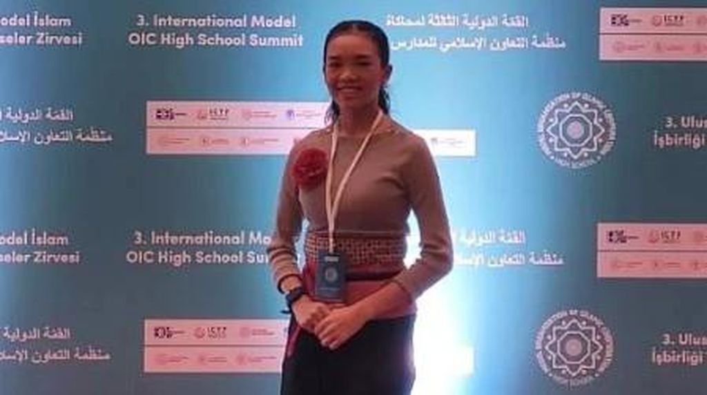 Bangga! Siswi SMAN 70 Jakarta Raih Penghargaan Internasional di Turki